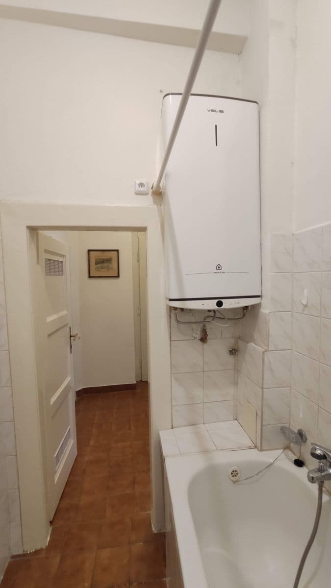 Prenájom bytu 2-izbový 48 m², Hájkova, Praha, Praha Prenájom bytu 2-izbový 48 m², Hájkova, Praha, Praha