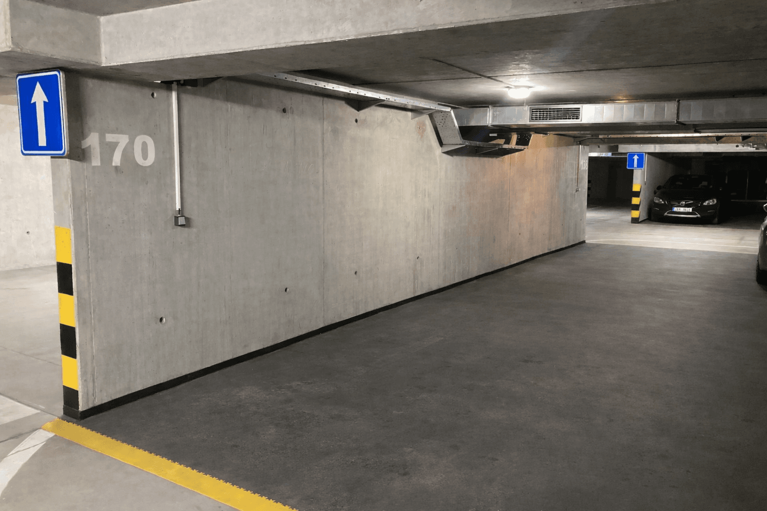 Prenájom garáže 15 m², Štěpařská, Praha, Praha Prenájom garáže 15 m², Štěpařská, Praha, Praha