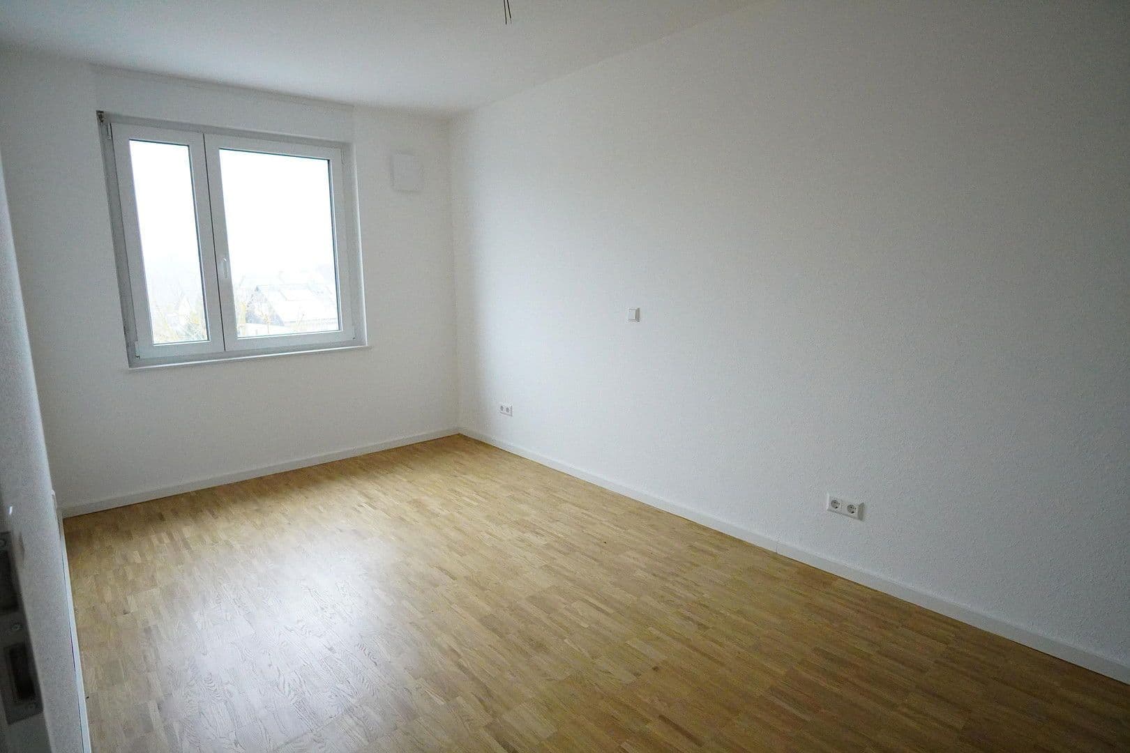 Prenájom domu 132 m², pozemek 180 m², Hölderlinstraße 26d, Pforzheim, Bádensko-Wurttembersko Prenájom domu 132 m², pozemek 180 m², Hölderlinstraße 26d, Pforzheim, Bádensko-Wurttembersko