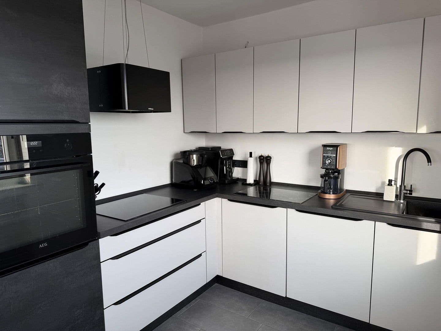 Predaj bytu 2-izbový 66 m², Kaarst, Severné Porýnie - Westfálsko Predaj bytu 2-izbový 66 m², Kaarst, Severné Porýnie - Westfálsko