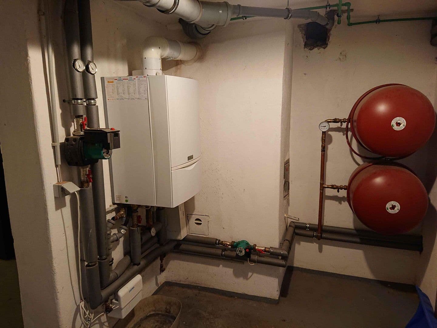 Predaj domu 588 m², pozemek 631 m², Doberlug-Kirchhain, Brandenbursko Predaj domu 588 m², pozemek 631 m², Doberlug-Kirchhain, Brandenbursko