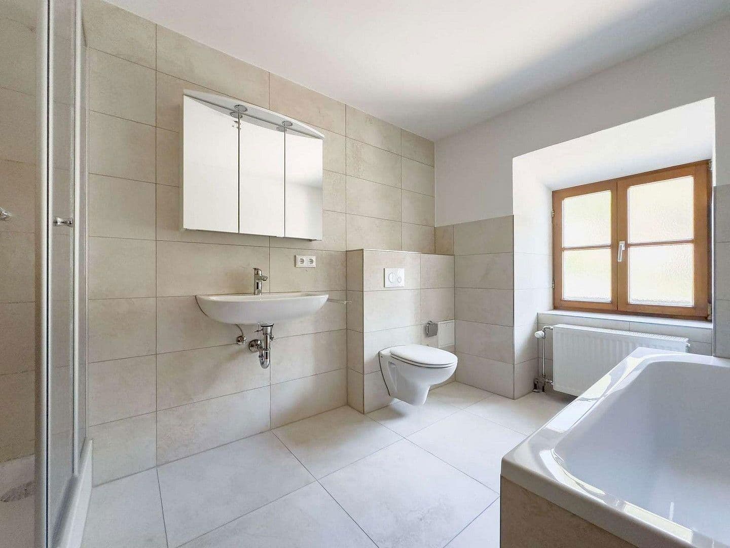 Prenájom bytu 3-izbový 94 m², Passau, Bavorsko Prenájom bytu 3-izbový 94 m², Passau, Bavorsko