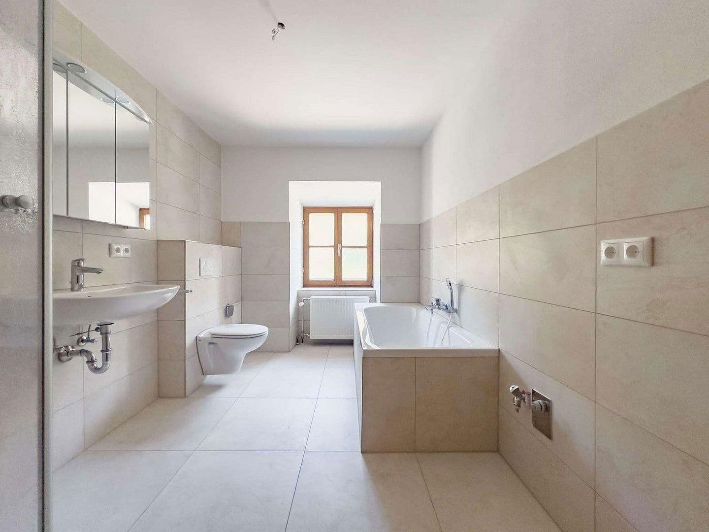 Prenájom bytu 3-izbový 94 m², Passau, Bavorsko Prenájom bytu 3-izbový 94 m², Passau, Bavorsko