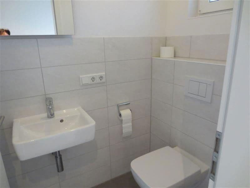 Prenájom domu 189 m², pozemek 343 m², Im Brünnel 26A, Hirschberg an der Bergstraße, Bádensko-Wurttembersko Prenájom domu 189 m², pozemek 343 m², Im Brünnel 26A, Hirschberg an der Bergstraße, Bádensko-Wurttembersko