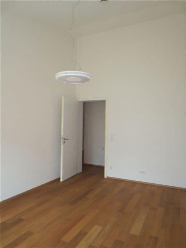 Prenájom domu 189 m², pozemek 343 m², Im Brünnel 26A, Hirschberg an der Bergstraße, Bádensko-Wurttembersko Prenájom domu 189 m², pozemek 343 m², Im Brünnel 26A, Hirschberg an der Bergstraße, Bádensko-Wurttembersko