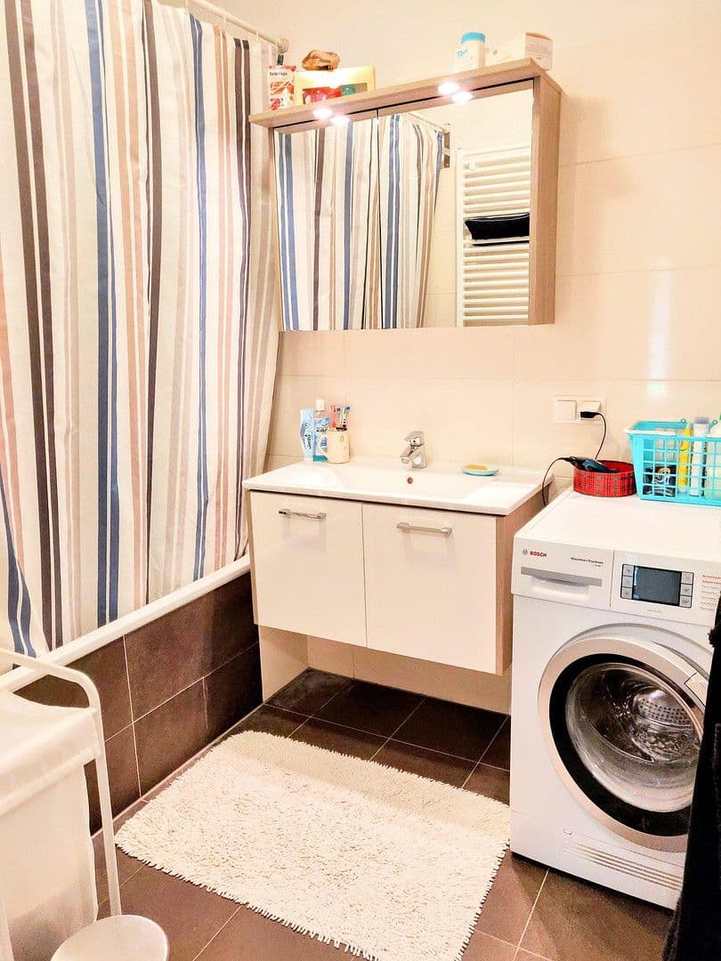 Prenájom bytu 3-izbový 73 m², Kreuzensteiner Straße 34/3, Korneuburg, Dolné Rakúsko Prenájom bytu 3-izbový 73 m², Kreuzensteiner Straße 34/3, Korneuburg, Dolné Rakúsko