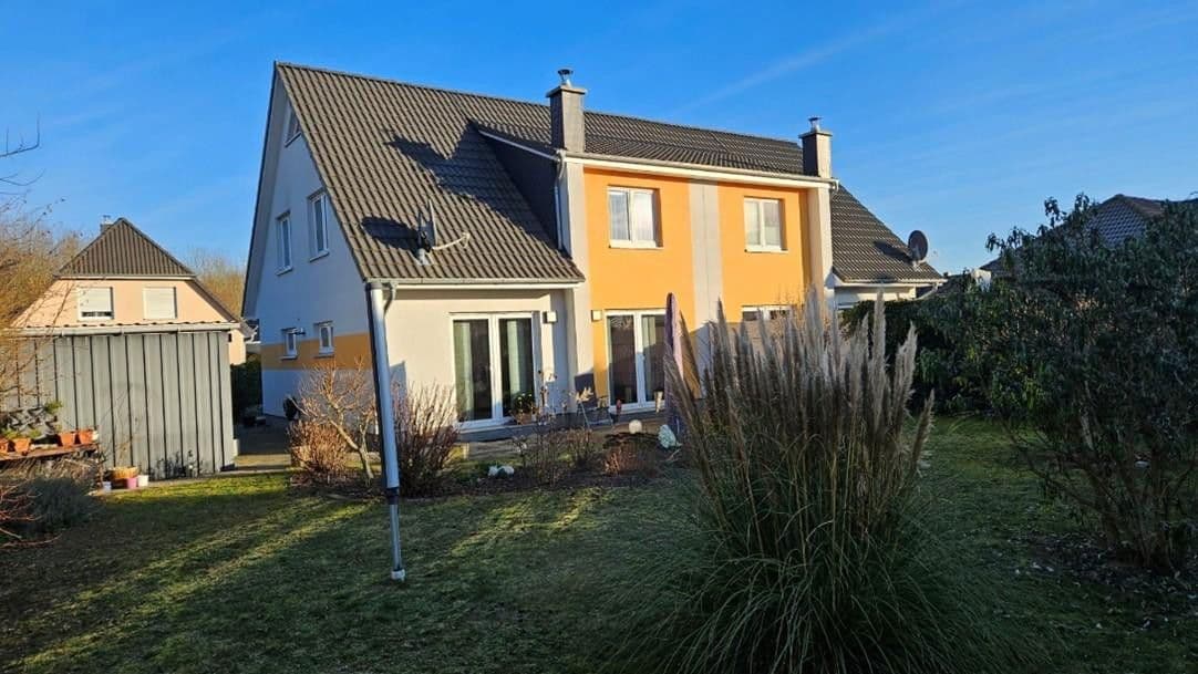 Prenájom domu 108 m², pozemek 413 m², Besanweg 11, Rostock, Meklenbursko-Predpomoransko Prenájom domu 108 m², pozemek 413 m², Besanweg 11, Rostock, Meklenbursko-Predpomoransko