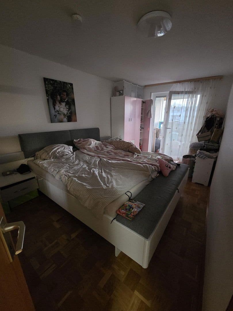 Prenájom bytu 2-izbový 60 m², Walter-Gropius-Str. 3, Reutlingen, Bádensko-Wurttembersko Prenájom bytu 2-izbový 60 m², Walter-Gropius-Str. 3, Reutlingen, Bádensko-Wurttembersko