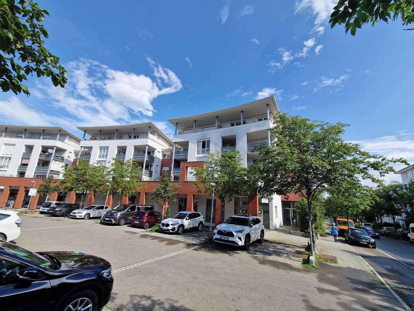 Prenájom bytu 2-izbový 60 m², Walter-Gropius-Str. 3, Reutlingen, Bádensko-Wurttembersko Prenájom bytu 2-izbový 60 m², Walter-Gropius-Str. 3, Reutlingen, Bádensko-Wurttembersko