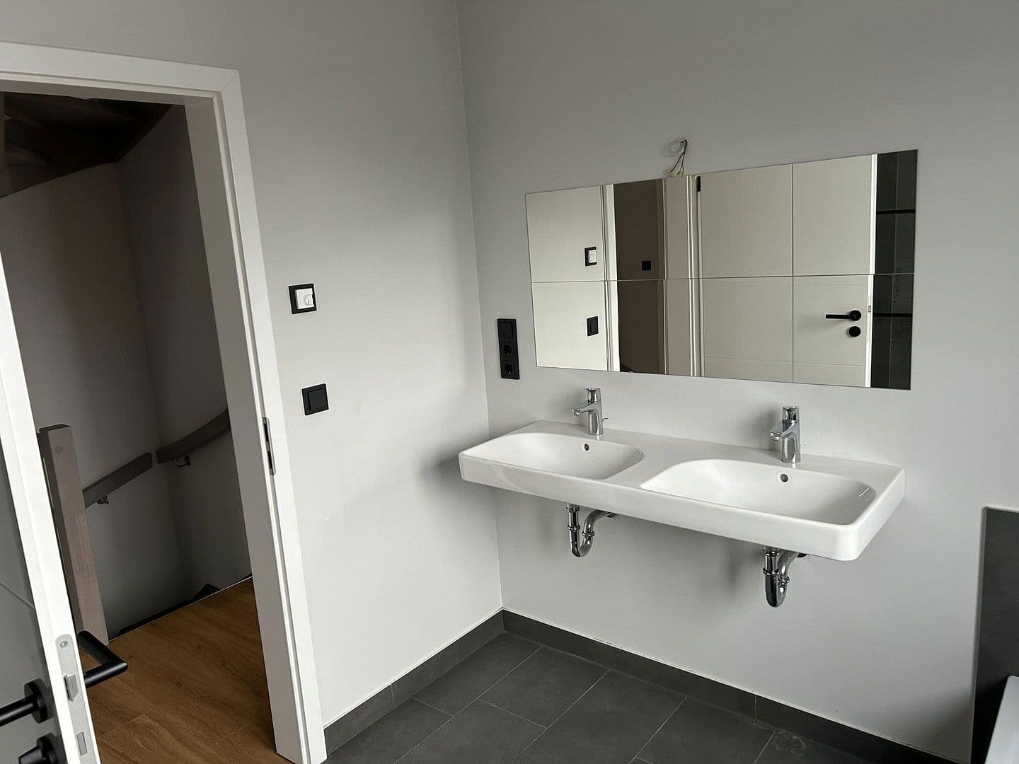 Predaj domu 100 m², pozemek 180 m², Rellingen, Šlezvicko-Holštajnsko Predaj domu 100 m², pozemek 180 m², Rellingen, Šlezvicko-Holštajnsko