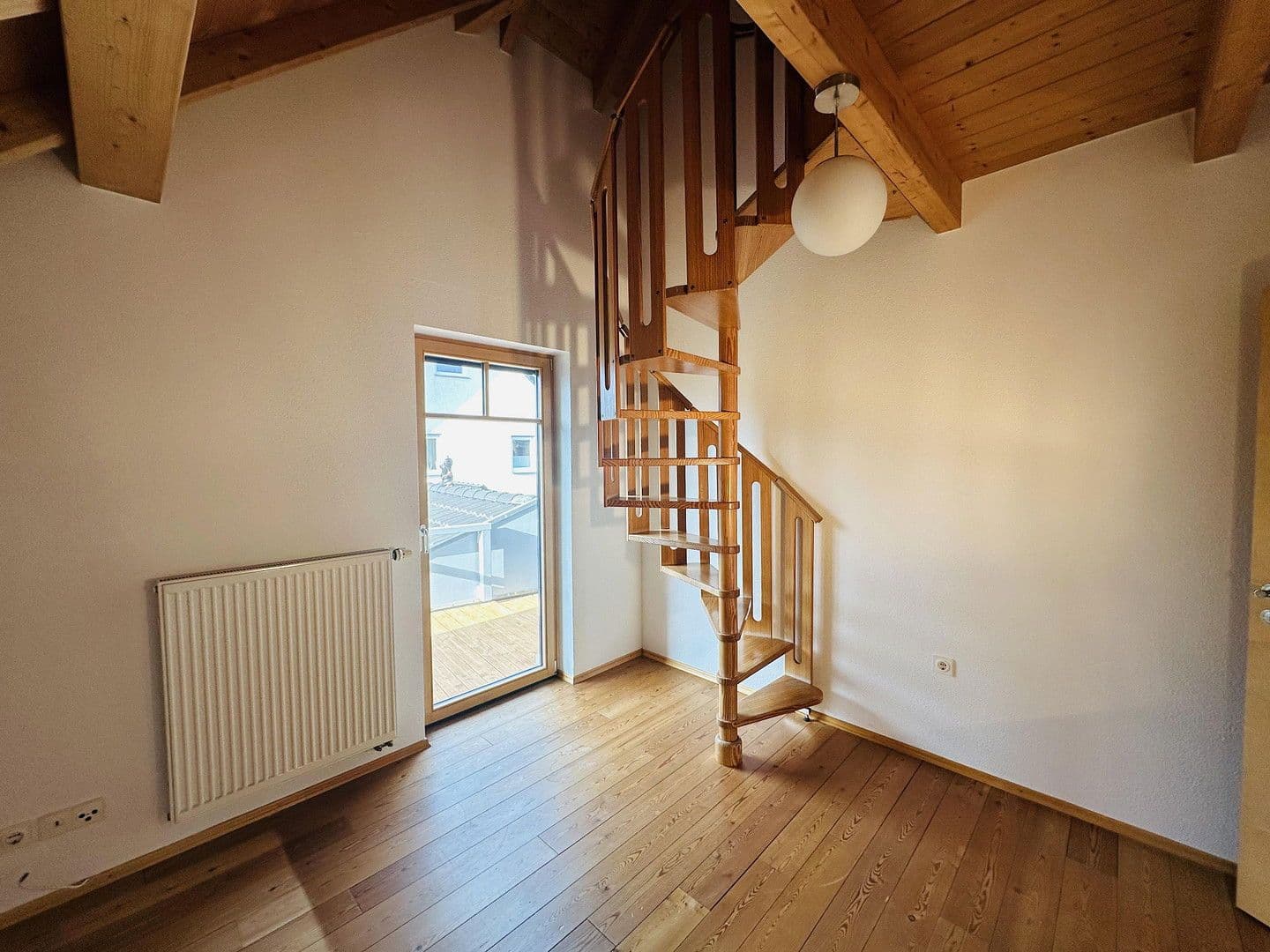 Predaj domu 310 m², pozemek 576 m², St. Leon-Rot, Bádensko-Wurttembersko Predaj domu 310 m², pozemek 576 m², St. Leon-Rot, Bádensko-Wurttembersko