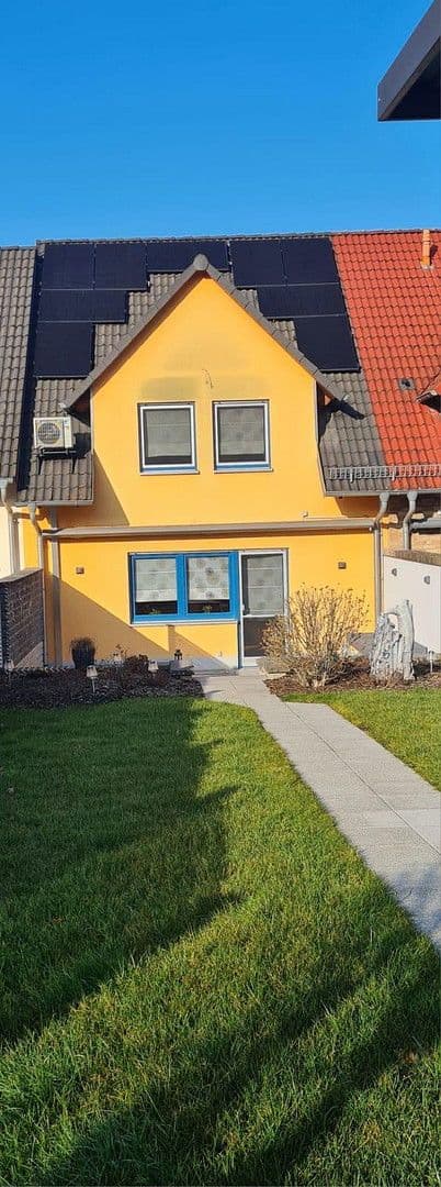 Predaj domu 138 m², pozemek 231 m², Karlsruhe, Bádensko-Wurttembersko Predaj domu 138 m², pozemek 231 m², Karlsruhe, Bádensko-Wurttembersko