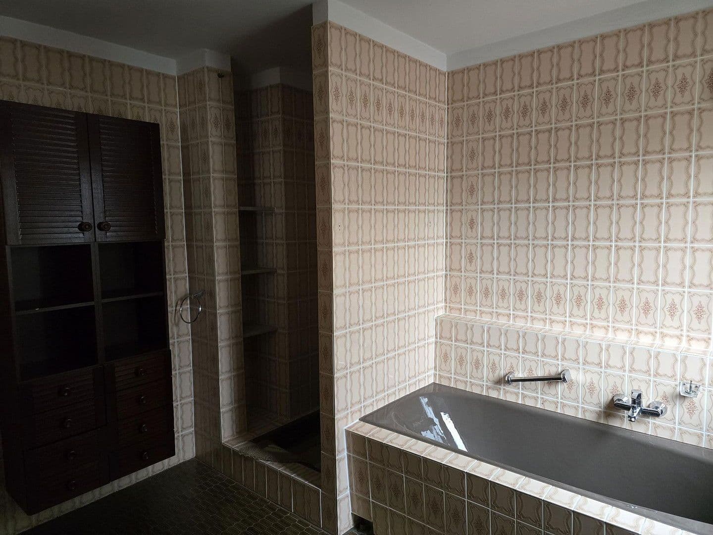 Predaj domu 151 m², pozemek 260 m², Karl-Valentin-Straße 3, Karlsfeld, Bavorsko Predaj domu 151 m², pozemek 260 m², Karl-Valentin-Straße 3, Karlsfeld, Bavorsko