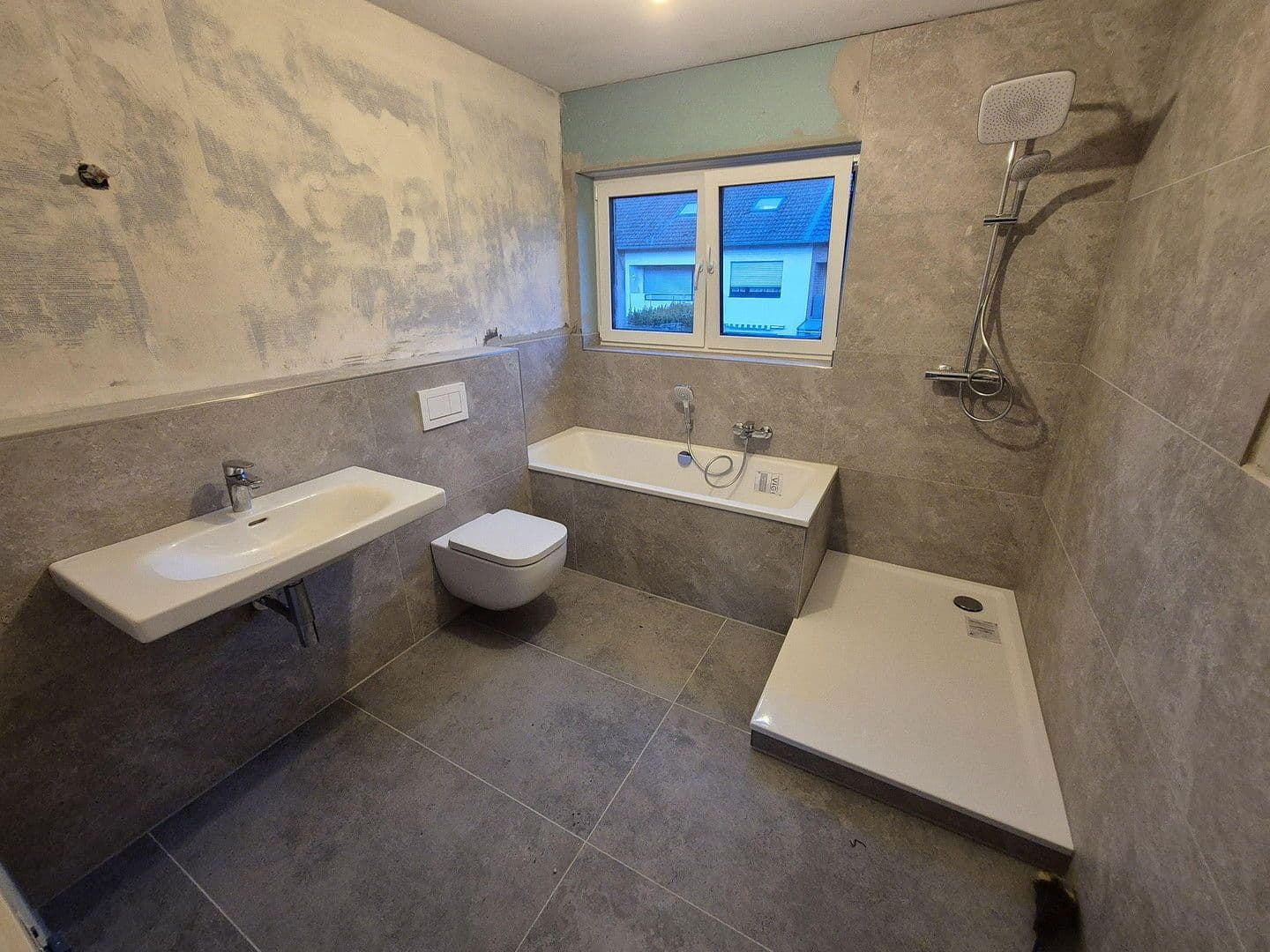 Prenájom domu 200 m², pozemek 315 m², Braunsstraße 41, Mönchengladbach, Severné Porýnie - Westfálsko Prenájom domu 200 m², pozemek 315 m², Braunsstraße 41, Mönchengladbach, Severné Porýnie - Westfálsko