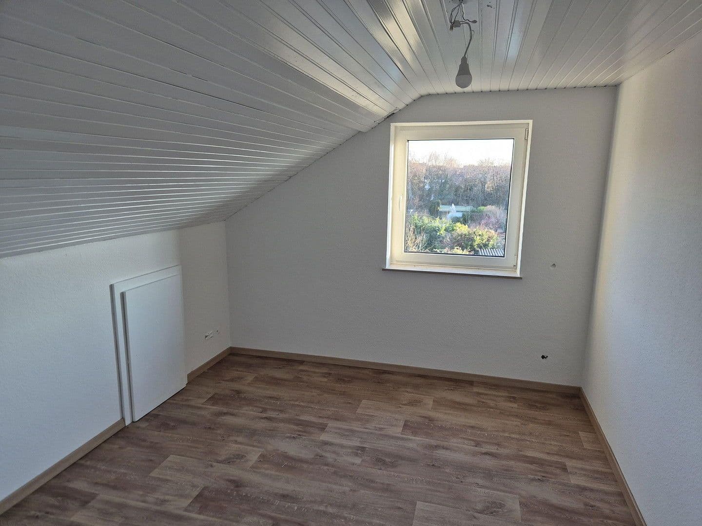 Prenájom domu 200 m², pozemek 315 m², Braunsstraße 41, Mönchengladbach, Severné Porýnie - Westfálsko Prenájom domu 200 m², pozemek 315 m², Braunsstraße 41, Mönchengladbach, Severné Porýnie - Westfálsko