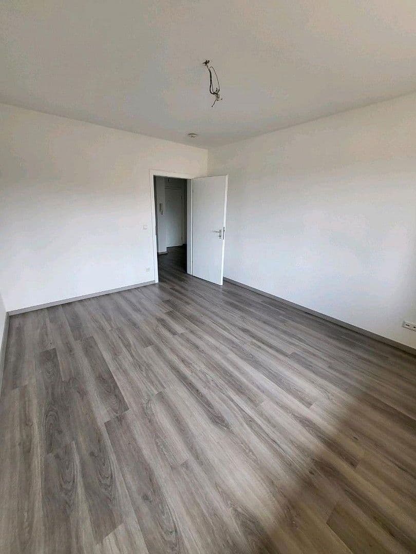 Prenájom bytu 2-izbový 60 m², Göttingen, Dolné Sasko Prenájom bytu 2-izbový 60 m², Göttingen, Dolné Sasko