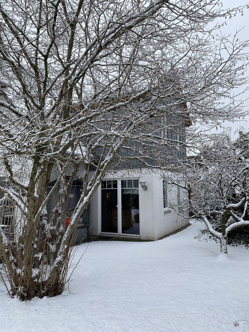 Predaj domu 138 m², pozemek 651 m², Tostedt, Dolné Sasko Predaj domu 138 m², pozemek 651 m², Tostedt, Dolné Sasko