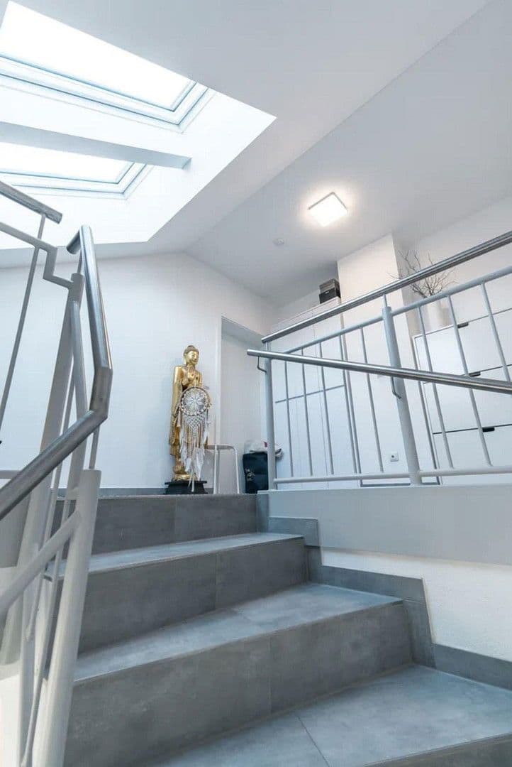 Prenájom bytu 2-izbový 74 m², Ebersberger Straße 15, Schwaberwegen, Bavorsko Prenájom bytu 2-izbový 74 m², Ebersberger Straße 15, Schwaberwegen, Bavorsko