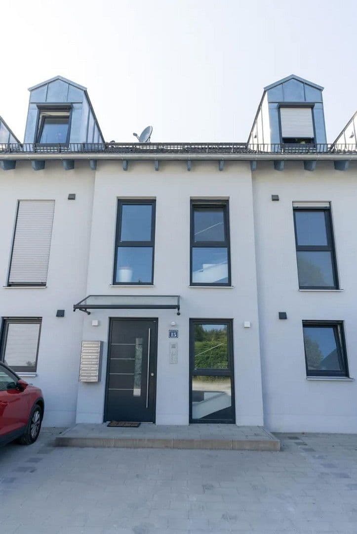 Prenájom bytu 2-izbový 74 m², Ebersberger Straße 15, Schwaberwegen, Bavorsko Prenájom bytu 2-izbový 74 m², Ebersberger Straße 15, Schwaberwegen, Bavorsko