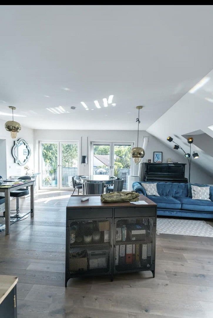 Prenájom bytu 2-izbový 74 m², Ebersberger Straße 15, Schwaberwegen, Bavorsko Prenájom bytu 2-izbový 74 m², Ebersberger Straße 15, Schwaberwegen, Bavorsko