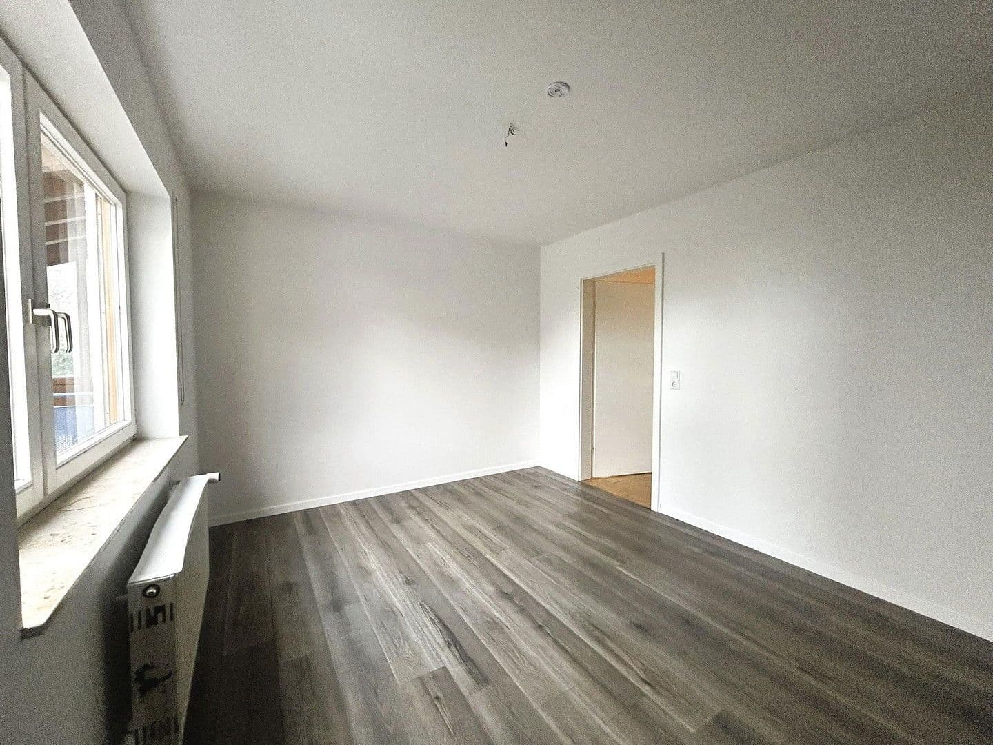 Prenájom bytu 3-izbový 83 m², Laichingen, Bádensko-Wurttembersko Prenájom bytu 3-izbový 83 m², Laichingen, Bádensko-Wurttembersko