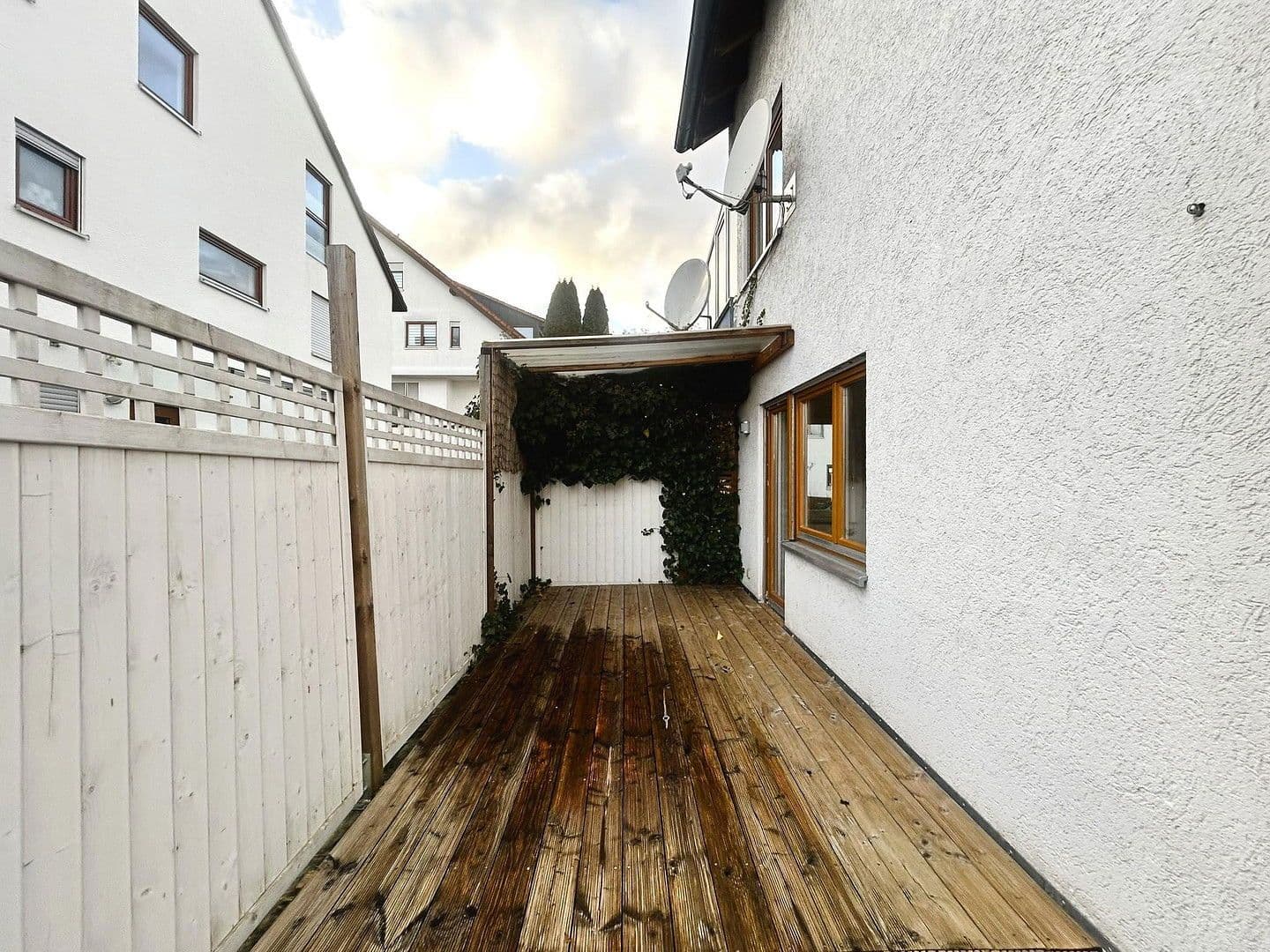 Prenájom bytu 3-izbový 83 m², Laichingen, Bádensko-Wurttembersko Prenájom bytu 3-izbový 83 m², Laichingen, Bádensko-Wurttembersko