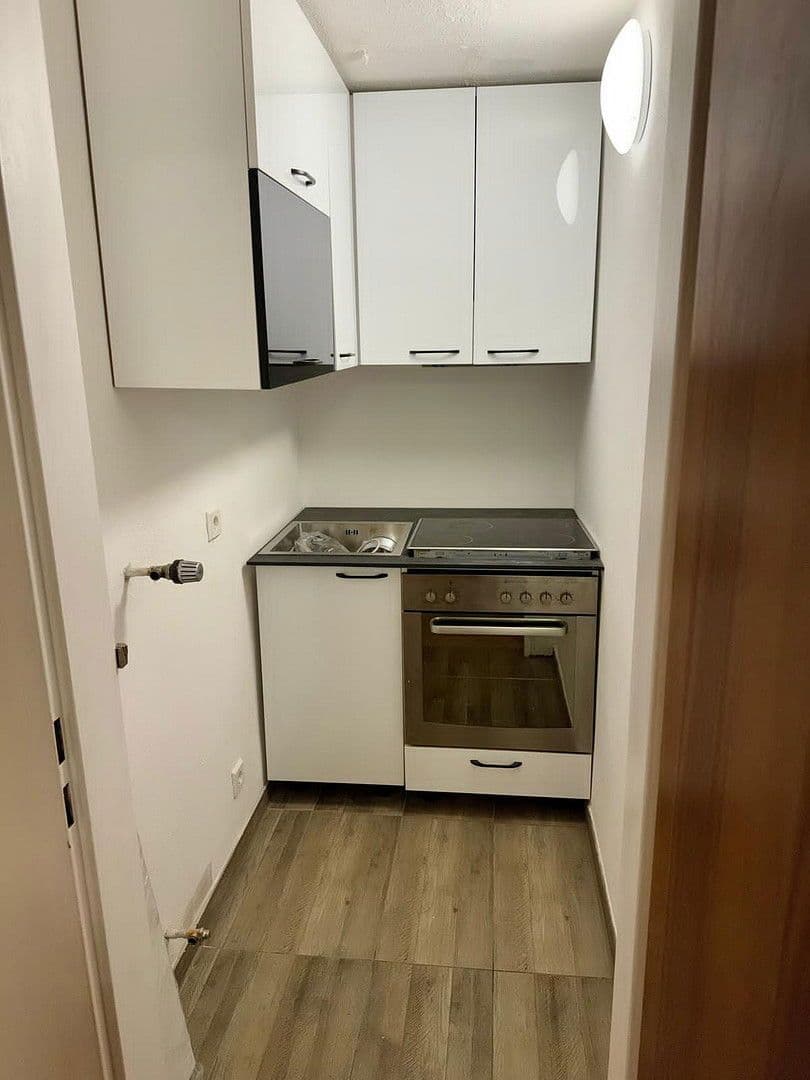 Prenájom bytu 1-izbový 27 m², Kelheim, Bavorsko Prenájom bytu 1-izbový 27 m², Kelheim, Bavorsko