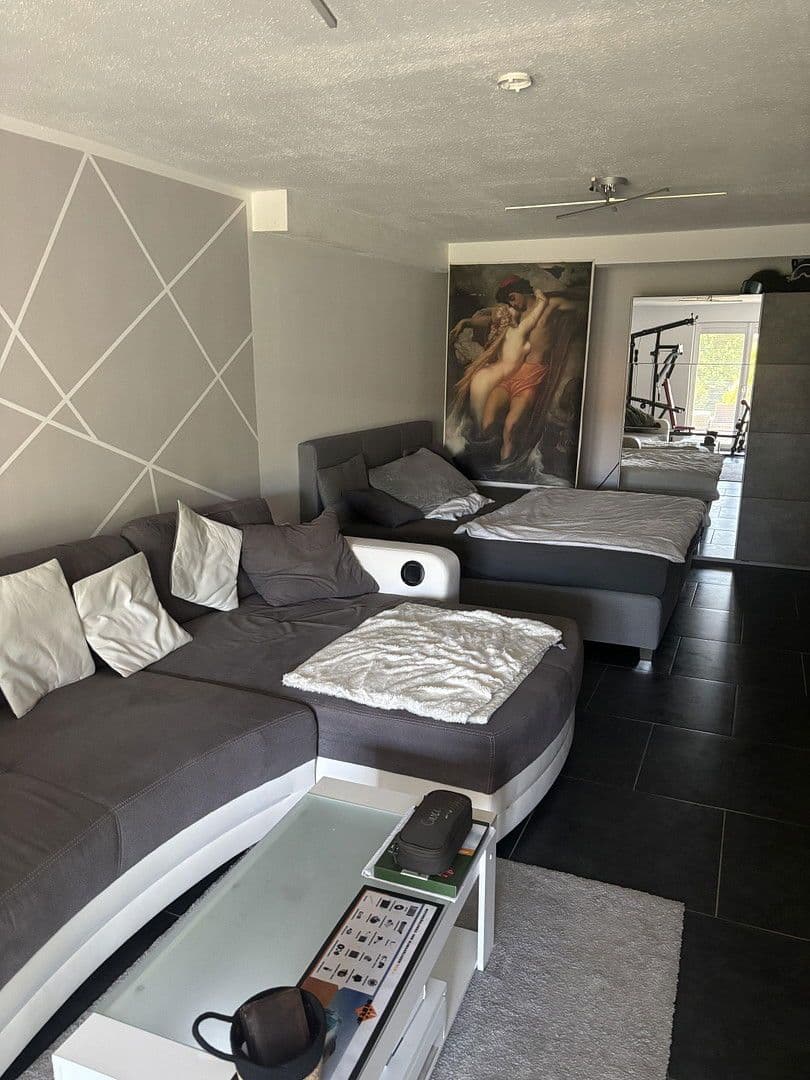 Predaj domu 230 m², pozemek 665 m², Am Flachsberg 25, Unterhausen, Bavorsko Predaj domu 230 m², pozemek 665 m², Am Flachsberg 25, Unterhausen, Bavorsko