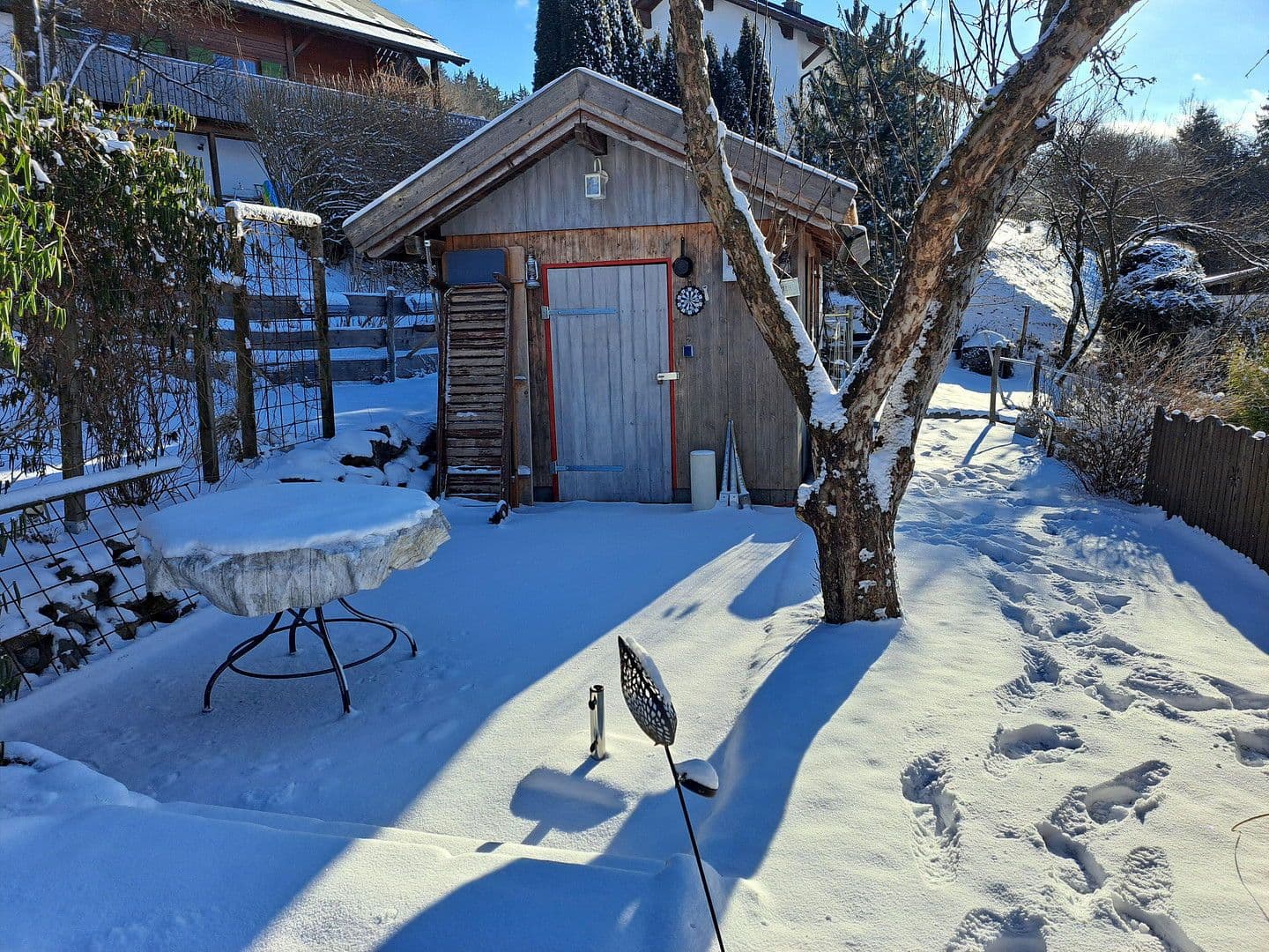 Predaj domu 293 m², pozemek 1.063 m², Ronsberg, Bavorsko Predaj domu 293 m², pozemek 1.063 m², Ronsberg, Bavorsko