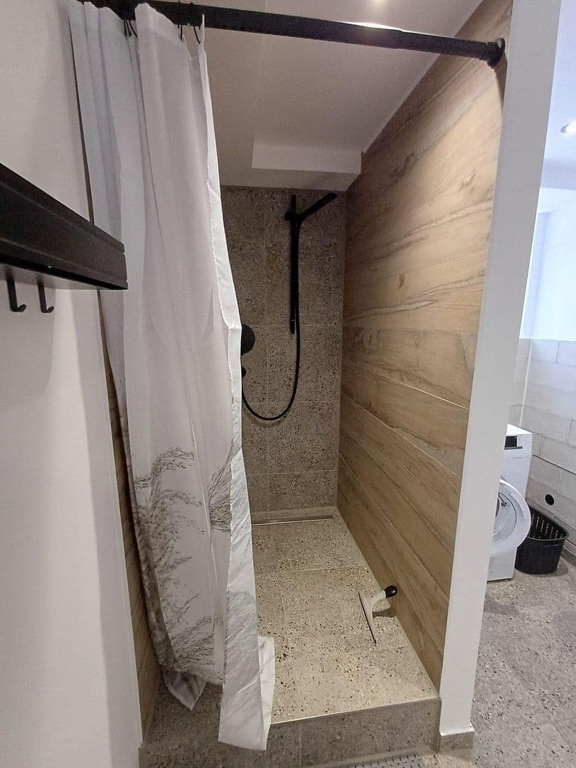 Predaj domu 293 m², pozemek 1.063 m², Ronsberg, Bavorsko Predaj domu 293 m², pozemek 1.063 m², Ronsberg, Bavorsko