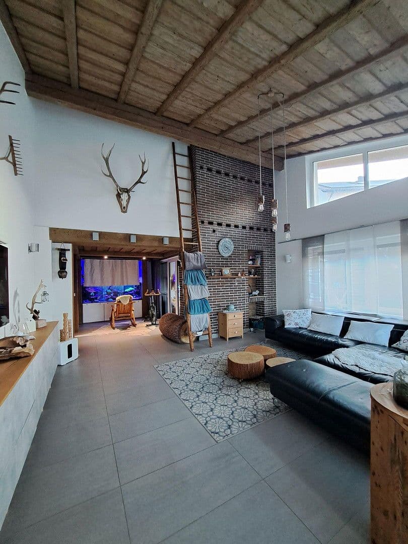 Predaj domu 293 m², pozemek 1.063 m², Ronsberg, Bavorsko Predaj domu 293 m², pozemek 1.063 m², Ronsberg, Bavorsko