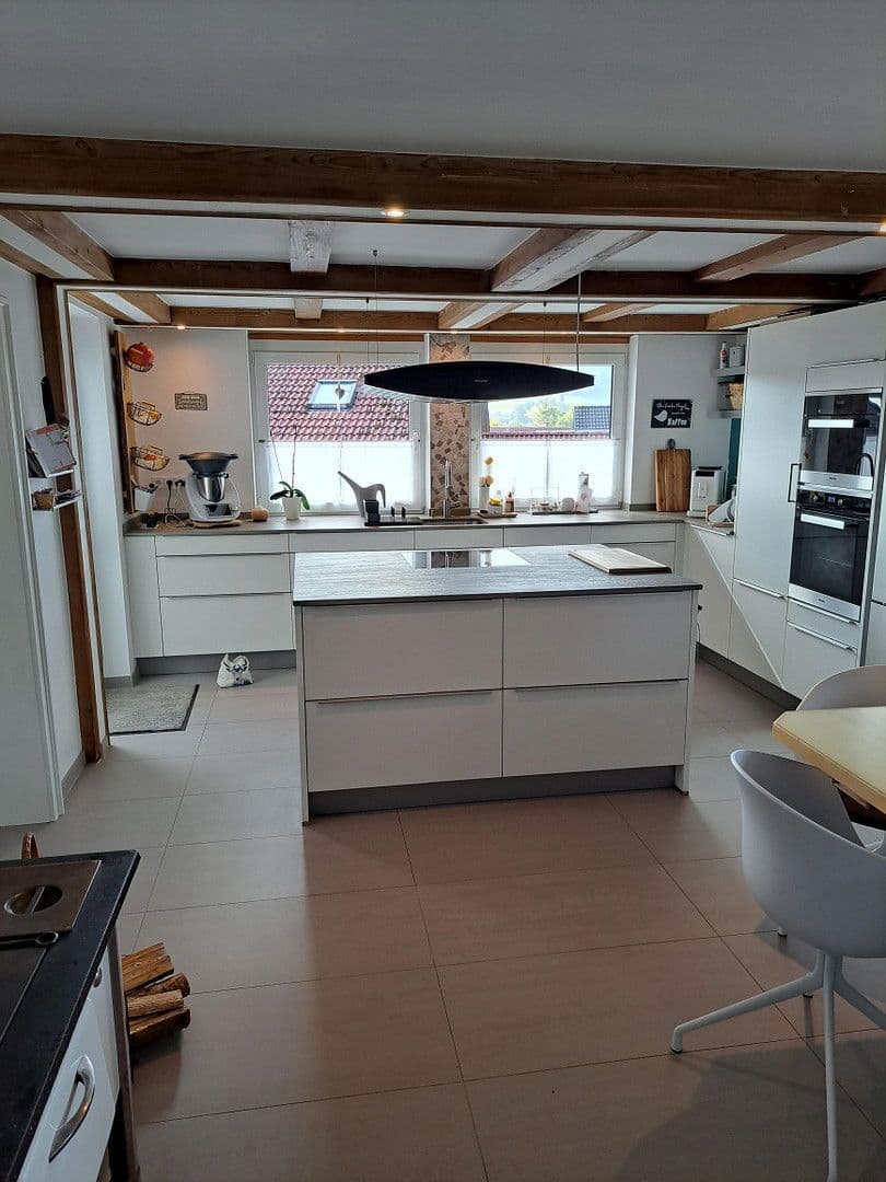 Predaj domu 293 m², pozemek 1.063 m², Ronsberg, Bavorsko Predaj domu 293 m², pozemek 1.063 m², Ronsberg, Bavorsko