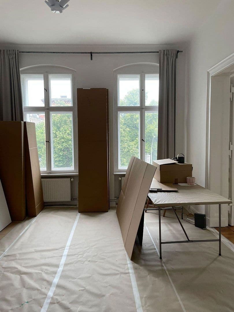 Prenájom bytu 4-izbový 137 m², Berlin, Berlín Prenájom bytu 4-izbový 137 m², Berlin, Berlín