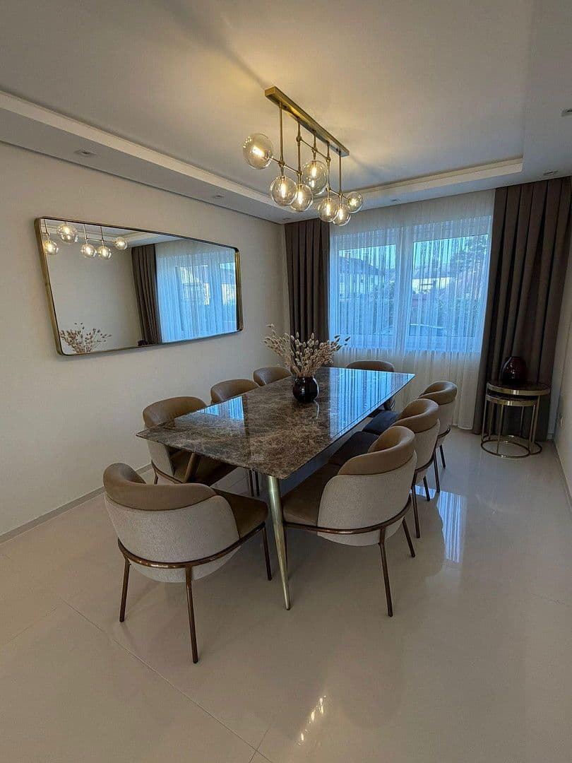 Predaj domu 290 m², pozemek 500 m², Mutterstadt, Porýnie-Falcko Predaj domu 290 m², pozemek 500 m², Mutterstadt, Porýnie-Falcko