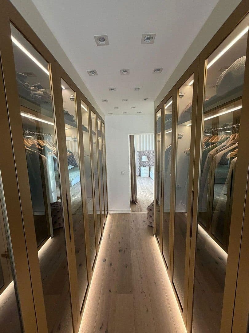 Predaj domu 290 m², pozemek 500 m², Mutterstadt, Porýnie-Falcko Predaj domu 290 m², pozemek 500 m², Mutterstadt, Porýnie-Falcko