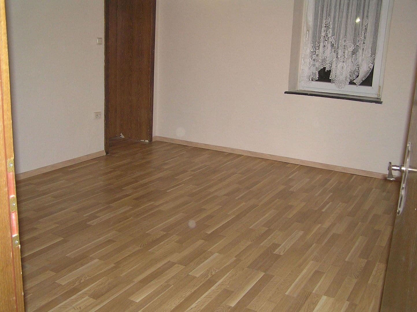 Predaj domu 220 m², pozemek 1.038 m², Blieskastel, Sársko Predaj domu 220 m², pozemek 1.038 m², Blieskastel, Sársko