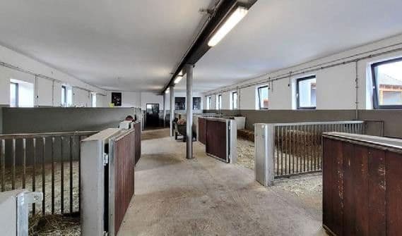 Predaj domu 450 m², pozemek 32.000 m², Niederkrüchten, Severné Porýnie - Westfálsko Predaj domu 450 m², pozemek 32.000 m², Niederkrüchten, Severné Porýnie - Westfálsko