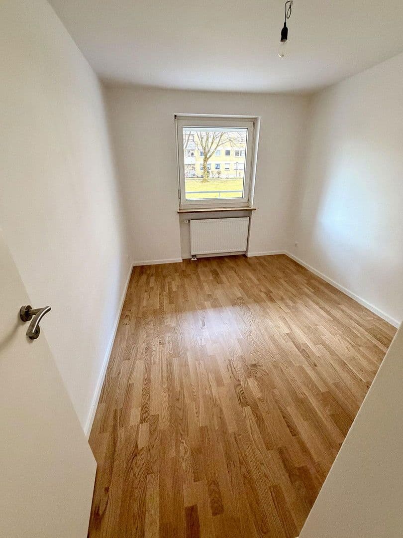 Predaj bytu 3-izbový 63 m², Schaffhauser Str. 12, München, Bavorsko Predaj bytu 3-izbový 63 m², Schaffhauser Str. 12, München, Bavorsko