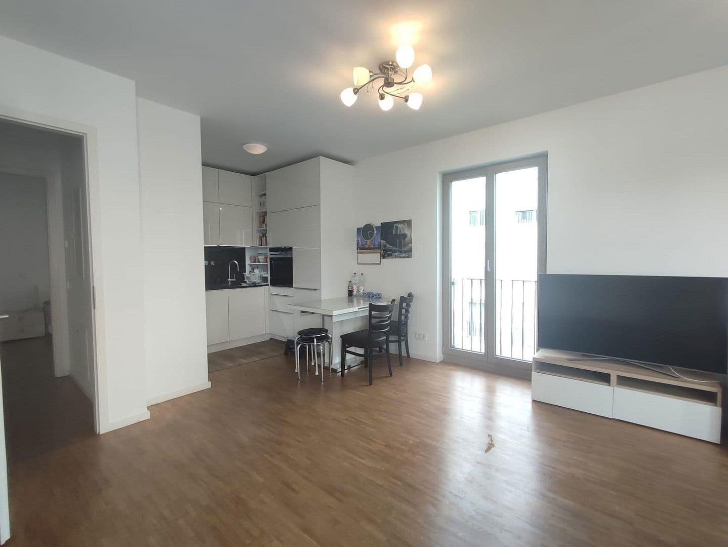 Prenájom bytu 3-izbový 74 m², Römischer Ring 48, Frankfurt am Main, Hesensko Prenájom bytu 3-izbový 74 m², Römischer Ring 48, Frankfurt am Main, Hesensko