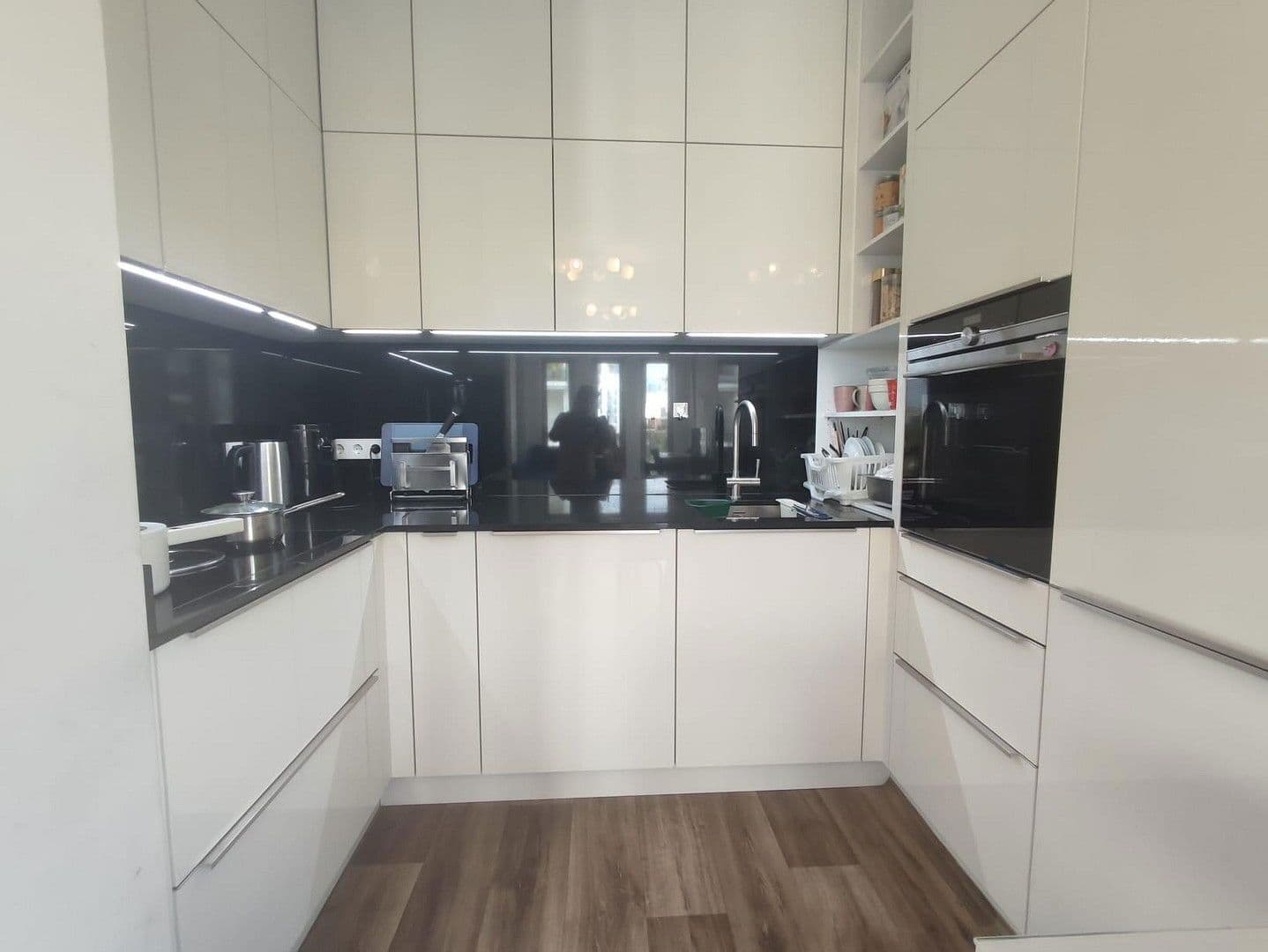 Prenájom bytu 3-izbový 74 m², Römischer Ring 48, Frankfurt am Main, Hesensko Prenájom bytu 3-izbový 74 m², Römischer Ring 48, Frankfurt am Main, Hesensko