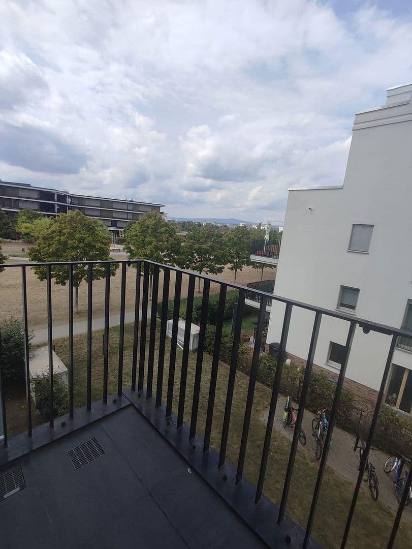 Prenájom bytu 3-izbový 74 m², Römischer Ring 48, Frankfurt am Main, Hesensko Prenájom bytu 3-izbový 74 m², Römischer Ring 48, Frankfurt am Main, Hesensko