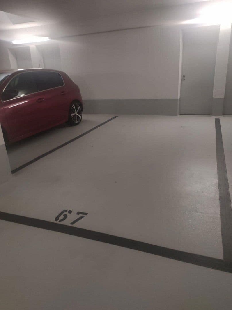 Prenájom bytu 3-izbový 74 m², Römischer Ring 48, Frankfurt am Main, Hesensko Prenájom bytu 3-izbový 74 m², Römischer Ring 48, Frankfurt am Main, Hesensko