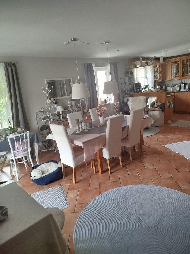 Predaj bytu 4-izbový 107 m², Söchtenau, Bavorsko Predaj bytu 4-izbový 107 m², Söchtenau, Bavorsko