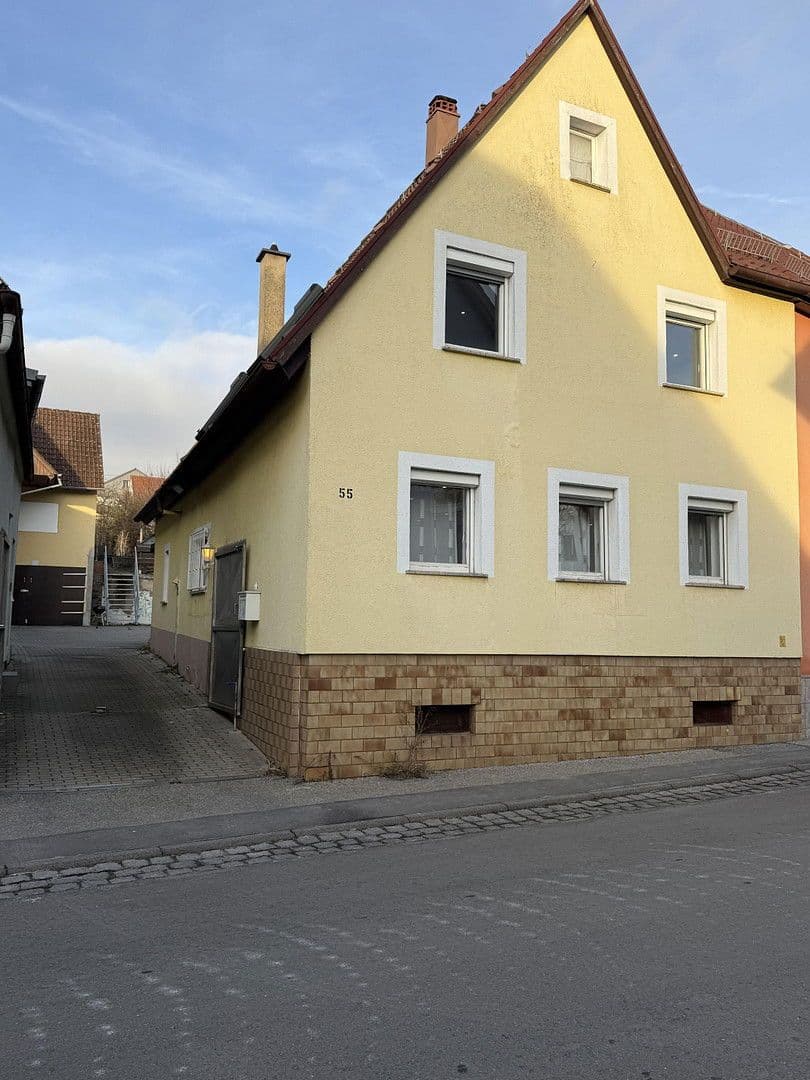 Predaj domu 100 m², pozemek 398 m², Heilbronn, Bádensko-Wurttembersko Predaj domu 100 m², pozemek 398 m², Heilbronn, Bádensko-Wurttembersko