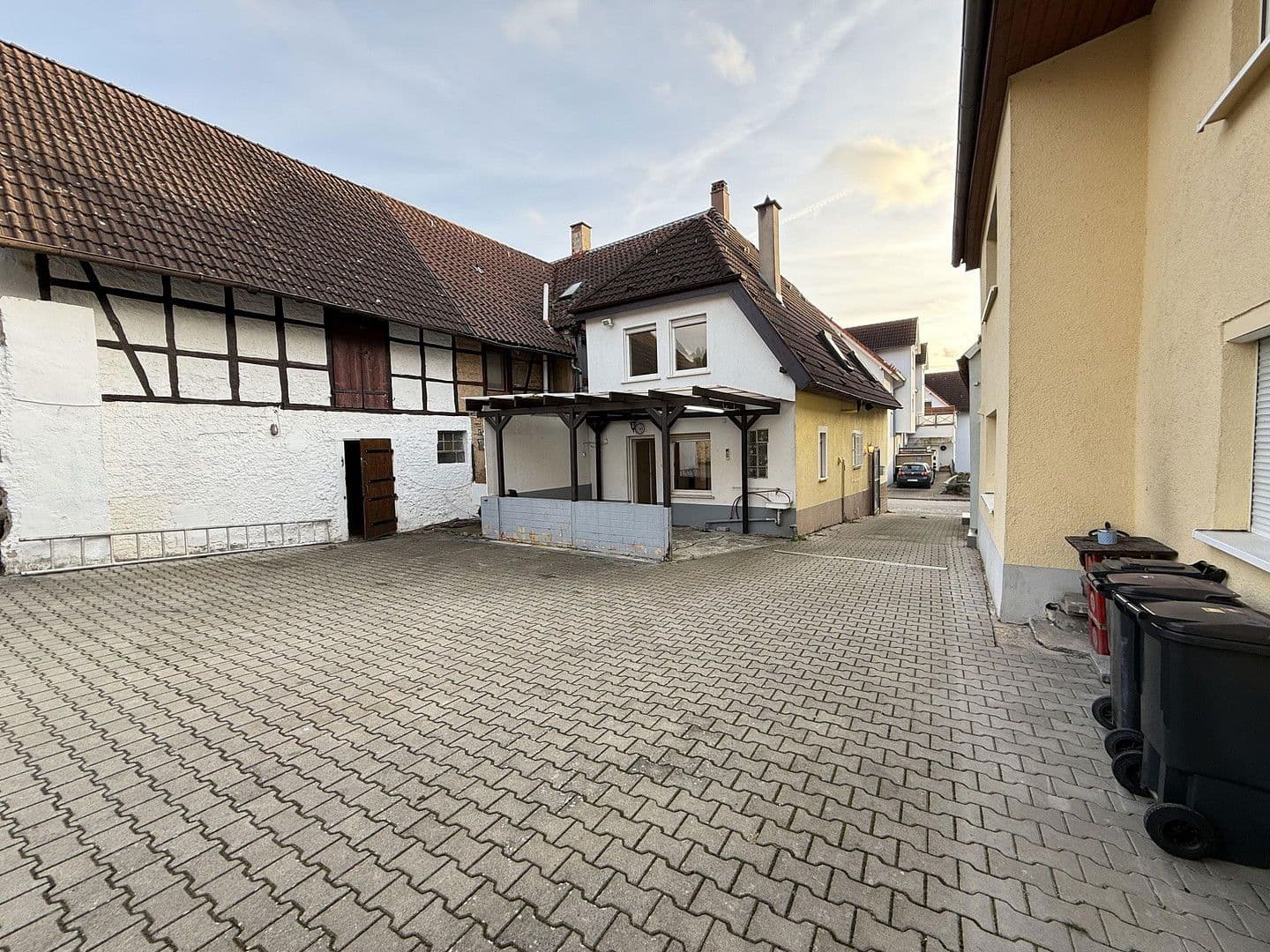 Predaj domu 100 m², pozemek 398 m², Heilbronn, Bádensko-Wurttembersko Predaj domu 100 m², pozemek 398 m², Heilbronn, Bádensko-Wurttembersko