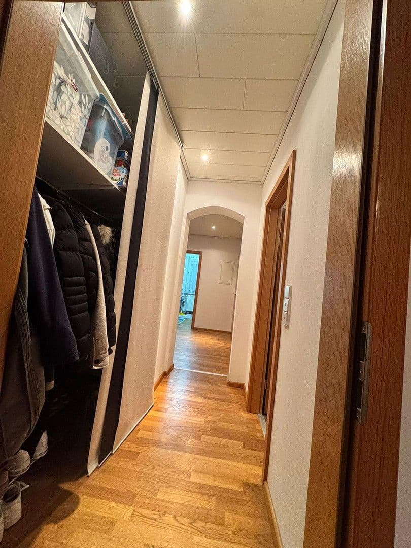 Predaj bytu 3-izbový 92 m², Schwetzingen, Bádensko-Wurttembersko Predaj bytu 3-izbový 92 m², Schwetzingen, Bádensko-Wurttembersko