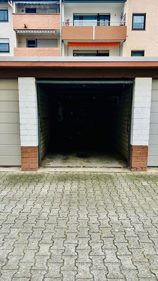 Predaj bytu 3-izbový 92 m², Schwetzingen, Bádensko-Wurttembersko Predaj bytu 3-izbový 92 m², Schwetzingen, Bádensko-Wurttembersko