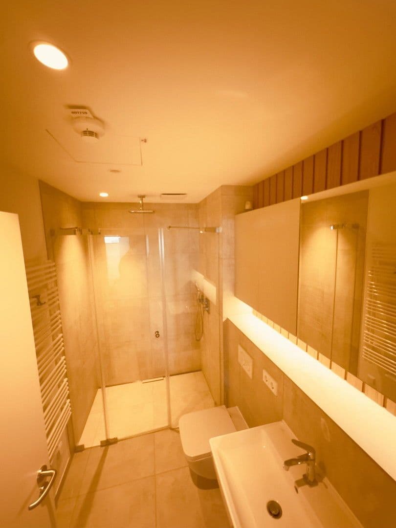 Predaj bytu 4-izbový 127 m², Hamburg, Hamburg Predaj bytu 4-izbový 127 m², Hamburg, Hamburg