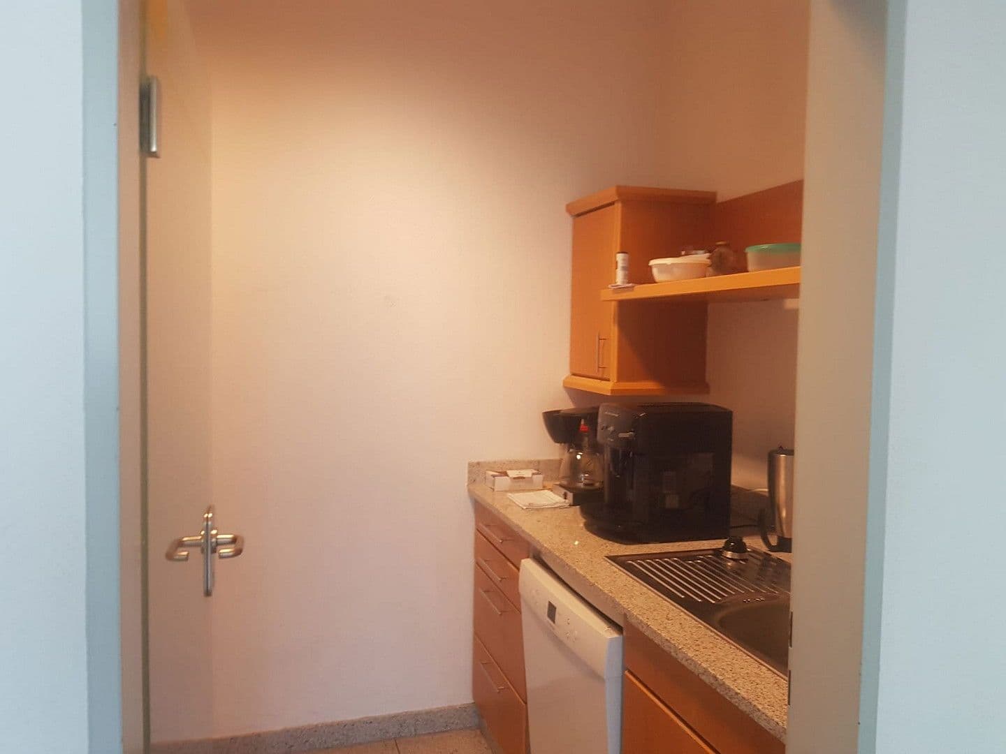 Prenájom kancelárie 84 m², Freiherr-vom-Stein-Straße 131, Mülheim an der Ruhr, Severné Porýnie - Westfálsko Prenájom kancelárie 84 m², Freiherr-vom-Stein-Straße 131, Mülheim an der Ruhr, Severné Porýnie - Westfálsko