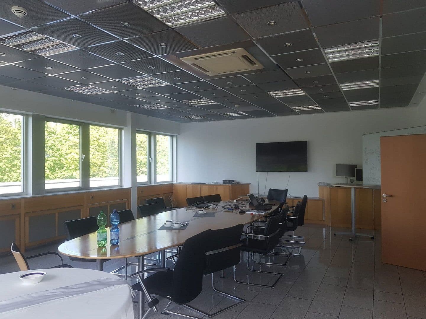 Prenájom kancelárie 84 m², Freiherr-vom-Stein-Straße 131, Mülheim an der Ruhr, Severné Porýnie - Westfálsko Prenájom kancelárie 84 m², Freiherr-vom-Stein-Straße 131, Mülheim an der Ruhr, Severné Porýnie - Westfálsko